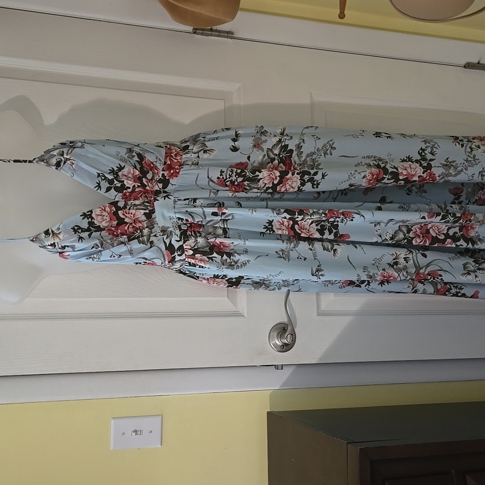 SHEIN Light Blue Floral Extra Long Maxi Dress